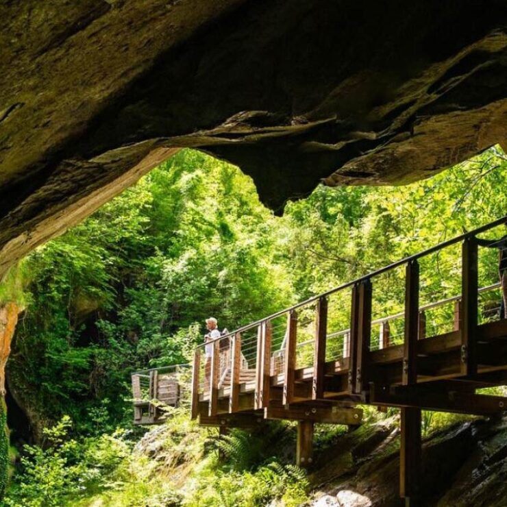 Il complesso delle Grotte del Caglieron